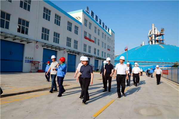 海洋之神集团复工复产促增添项目观摩聚会与会职员走进环保保隆生态三秦在延在铜项目